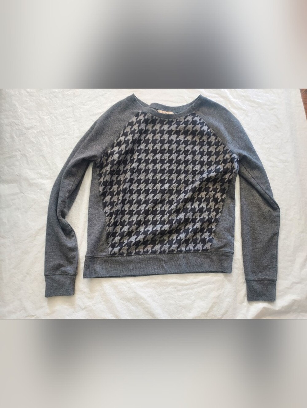 Decree Gray Pullover Sweater